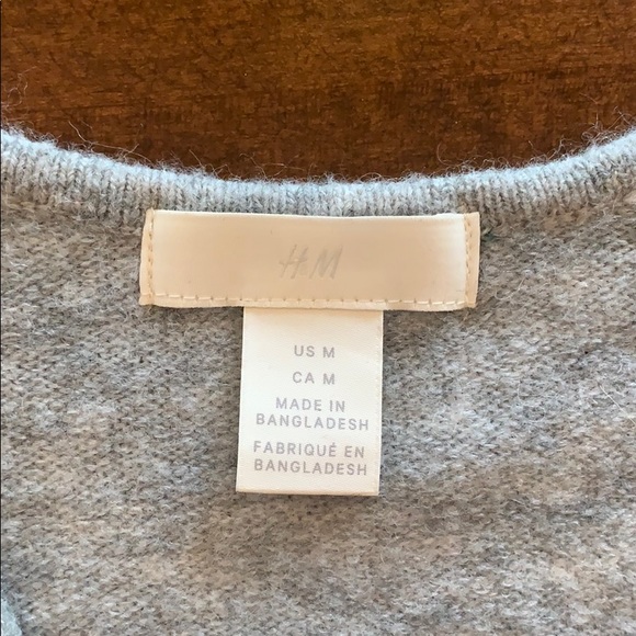 soft grey sweater. - Picture 2 of 4